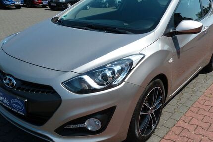Hyundai i30 81.000 km 7.800 &euro; Hamm 59073