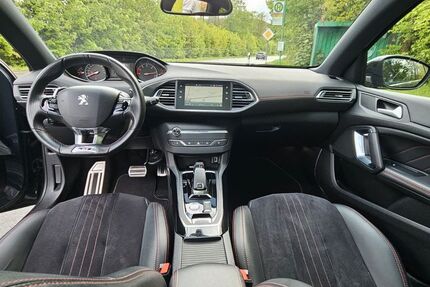 Peugeot 308 128.000 km 12.500 &euro; Oelde 59302