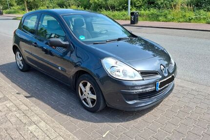 Renault Clio 110.000 km 2.450 &euro; Ahlen 59229