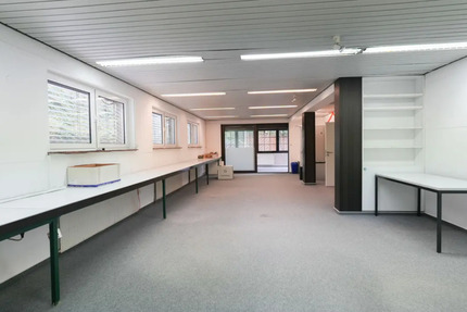 Großzügiges Großraumbüro Seminarfläche zimmer