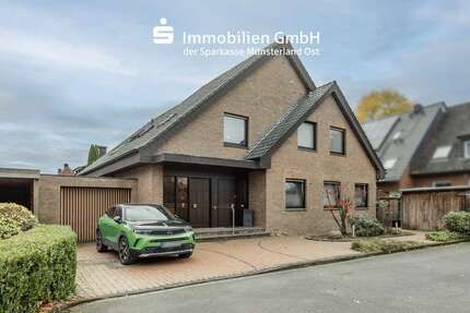 Haus zum Kaufen in Sendenhorst Albersloh 649.000 € 242 m² 8 zimmer