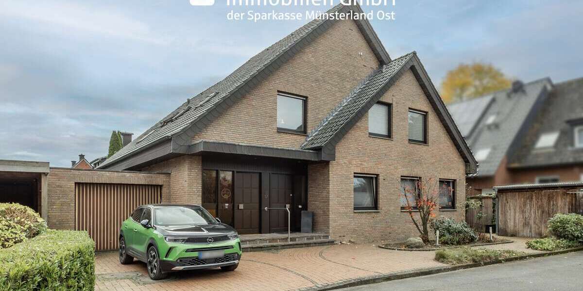 Haus zum Kaufen in Sendenhorst Albersloh 649.000 € 242 m² 8 zimmer