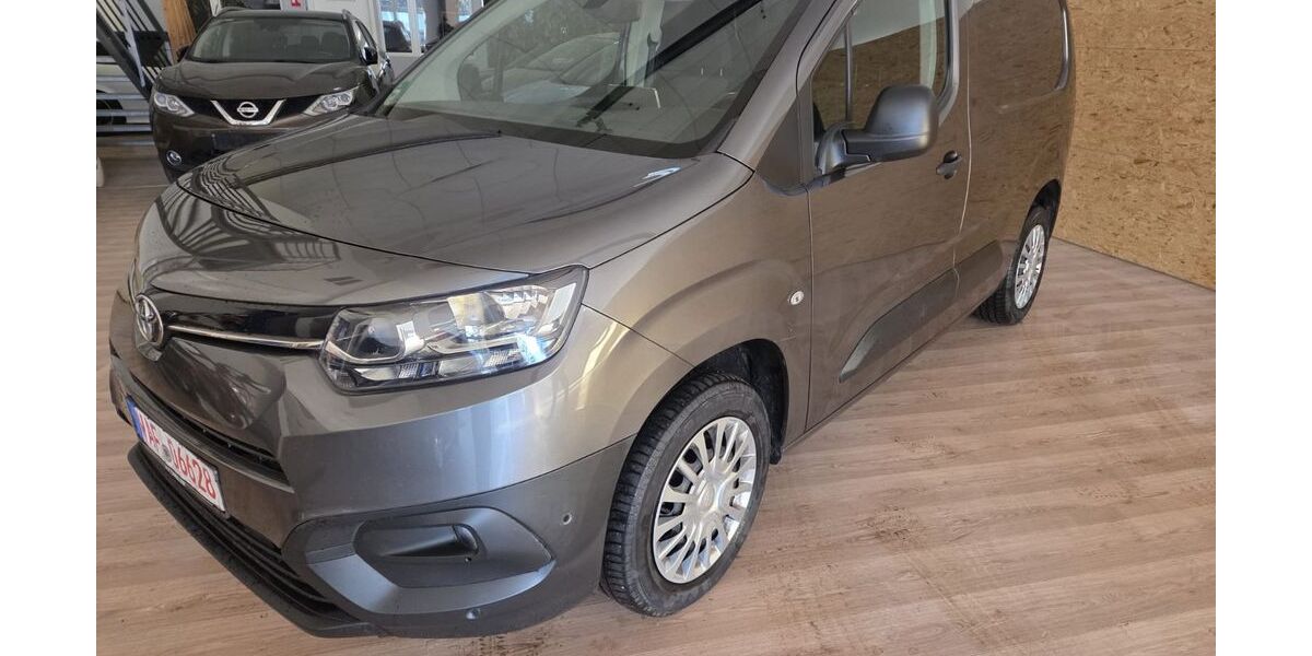 Toyota Proace City 130.000 km 13.999 &euro; Ahlen 59227