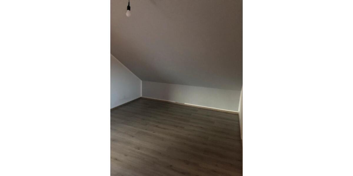 Dachgeschoßwohnung Lippetal - 2 Zimmer, 60 m&sup2;, 510&euro; | Angebot:25307139