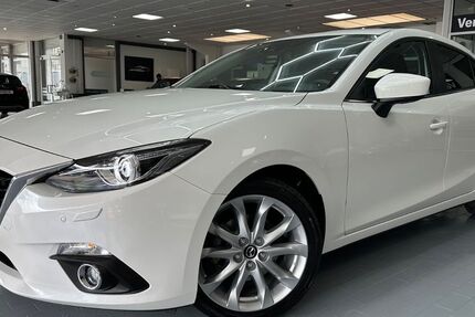 Mazda 3 41.200 km 13.990 &euro; Hamm 59067