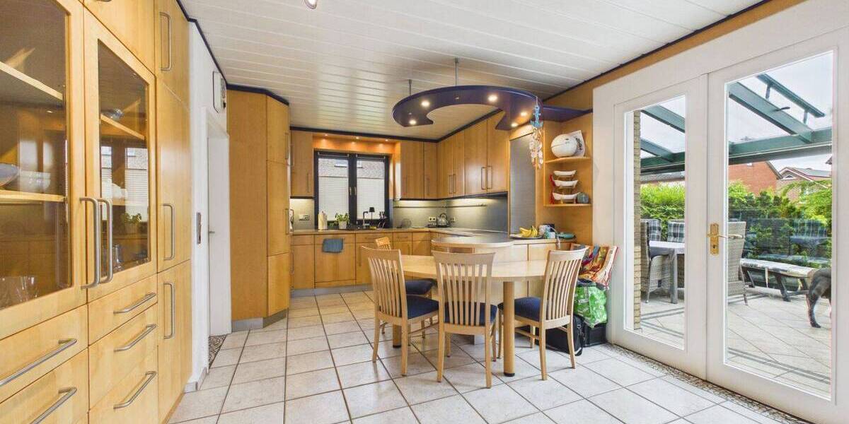 Einfamilienhaus Nordkirchen Südkirchen - 6 Zimmer, 234 m&sup2;, 575.000&euro; | Angebot:26695094