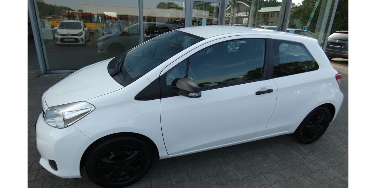 Toyota Yaris 125.000 km 4.790 &euro; Bergkamen 59192