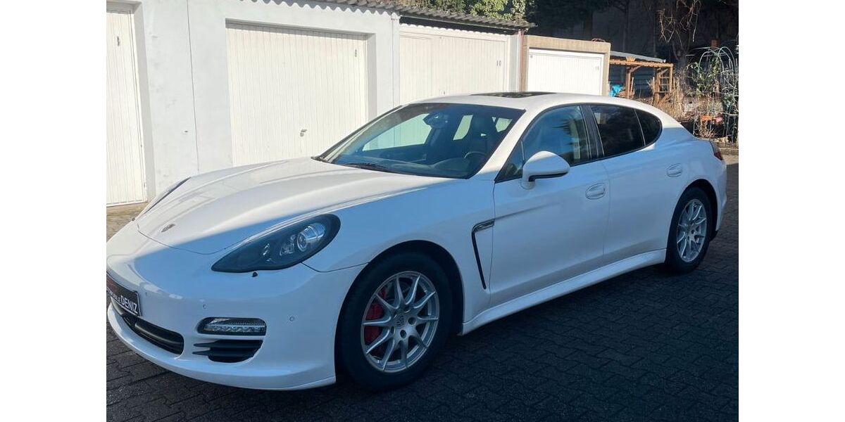 Porsche Panamera 127.328 km 26.499 &euro; Lünen 44532