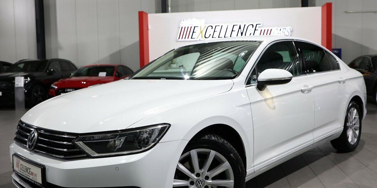 VW Passat 1.6 TDI Comfortline WHITE / MASSAGE+SHZ 176.000 km 9.999 &euro; Hamm 59077