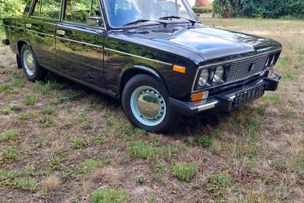 Lada Andere