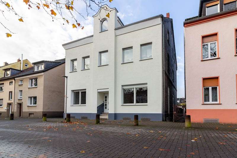 Haus zum Kaufen in Hamm 385.000 € 320 m²