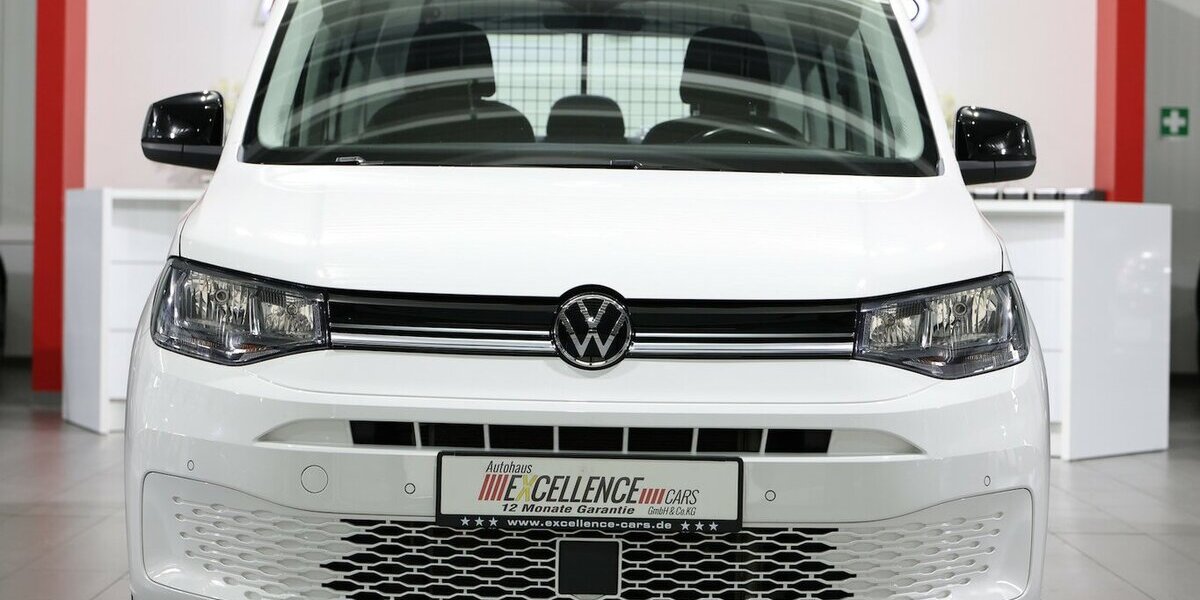 VW Caddy Maxi KOMBI 2.0 TDI 4M LIFE IQ ALLRAD OPTIK 95.000 km 28.221 &euro; Hamm 59077