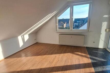 Helle Wohnung in bester Lage zimmer
