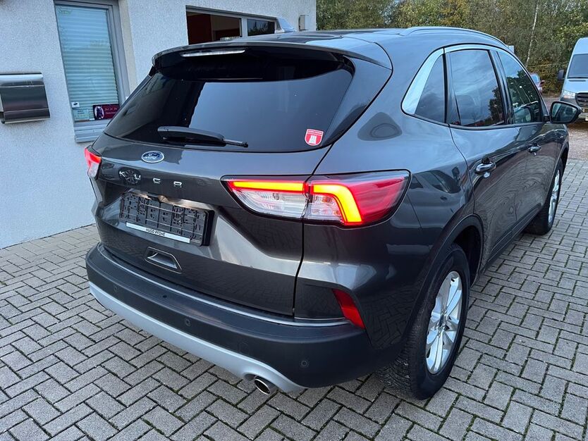 Ford Kuga 65.314 km 17.800 € Fröndenberg 58730