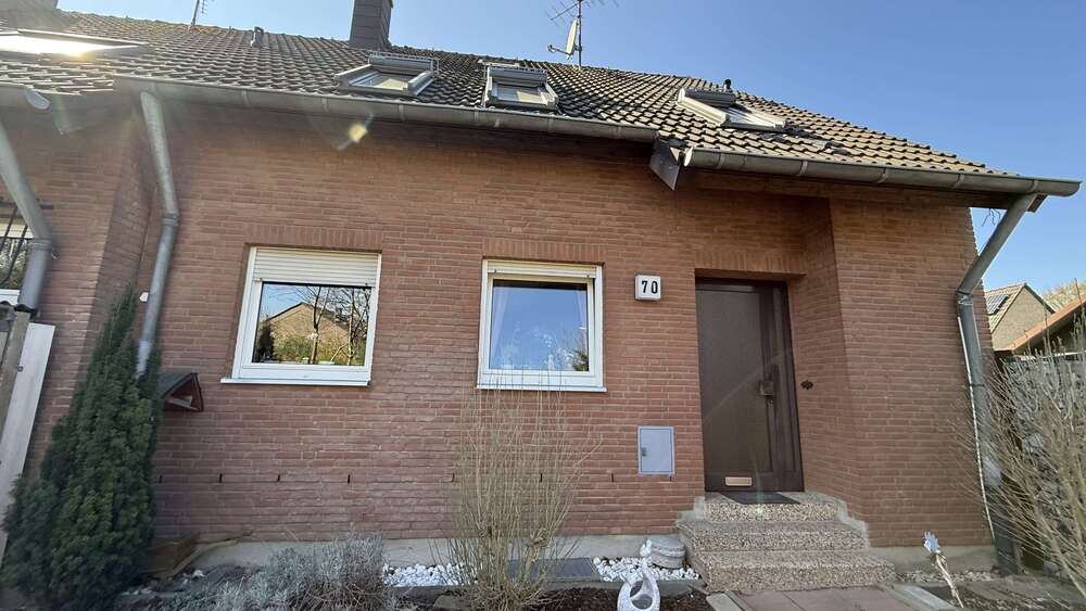 Haus zum Kaufen in Unna 330.000 € 123.1 m² 4 zimmer