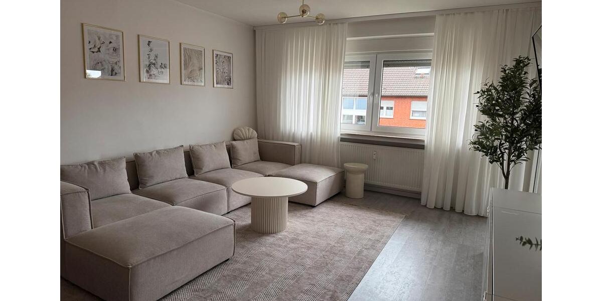 Gepflegte Eigentumswohnung mit Garage und Stellplatz 3.5 zimmer