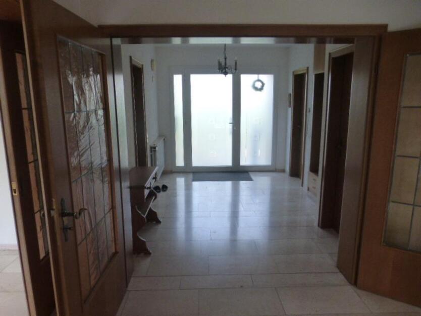 Bungalow in Hamm, freistehend in top Lage zimmer