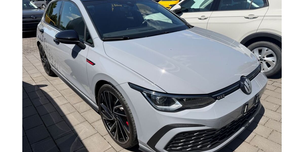 VW Golf 46.000 km 31.490 &euro; Soest 59494