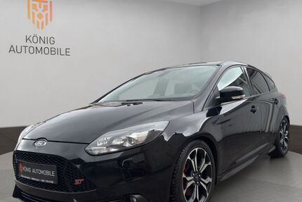 Ford Focus 183.000 km 8.990 &euro; Lünen 44536