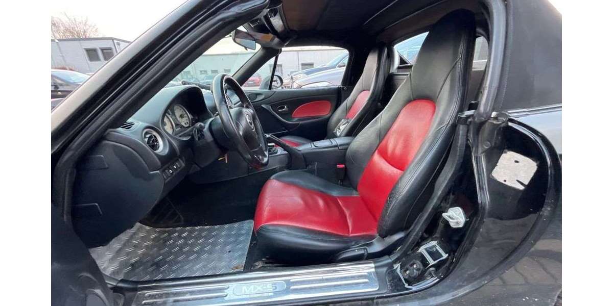 Mazda MX-5 150.000 km 4.250 &euro; Hamm 59077