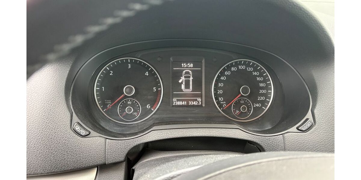 Seat Alhambra 242.000 km 8.900 &euro; Unna 59425
