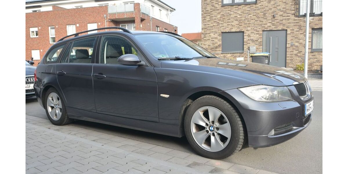 BMW 320 525.000 km 2.250 &euro; Oelde 59302
