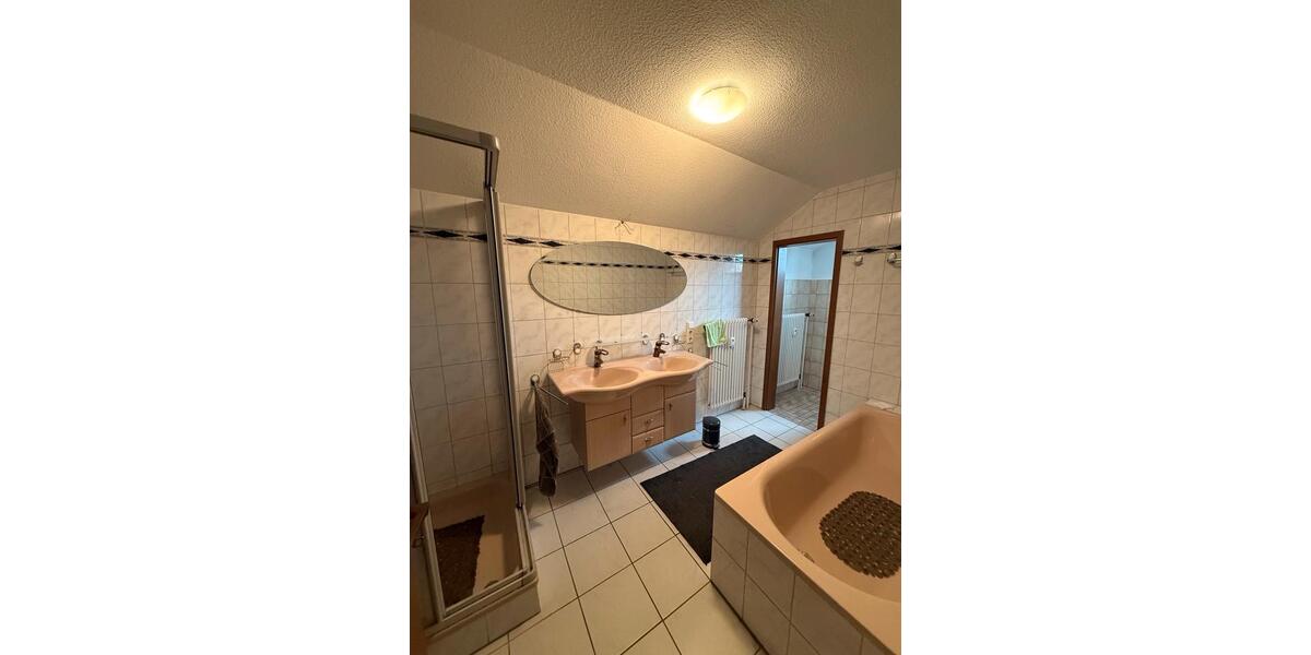 Dachgeschosswohnung in Ense Höingen 2 zimmer