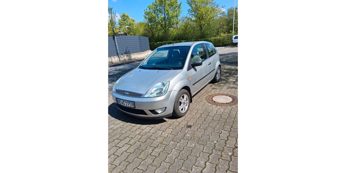 Ford Fiesta 175.000 km 1.500 &euro; Oelde 59302