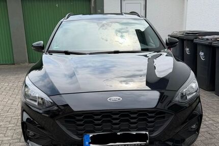 Ford Focus 127.175 km 8.500 &euro; Hamm 59067