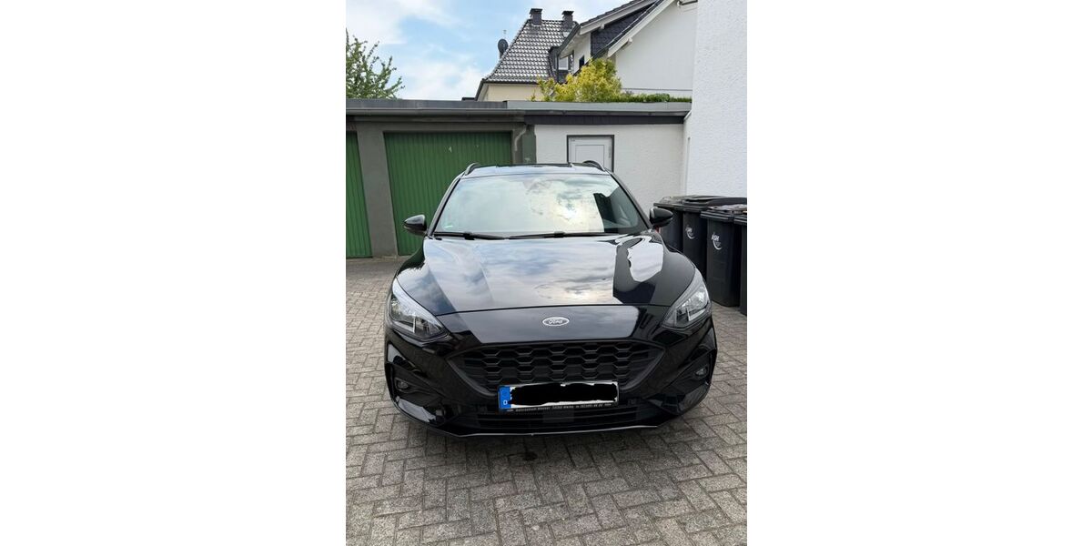 Ford Focus 127.175 km 8.500 &euro; Hamm 59067