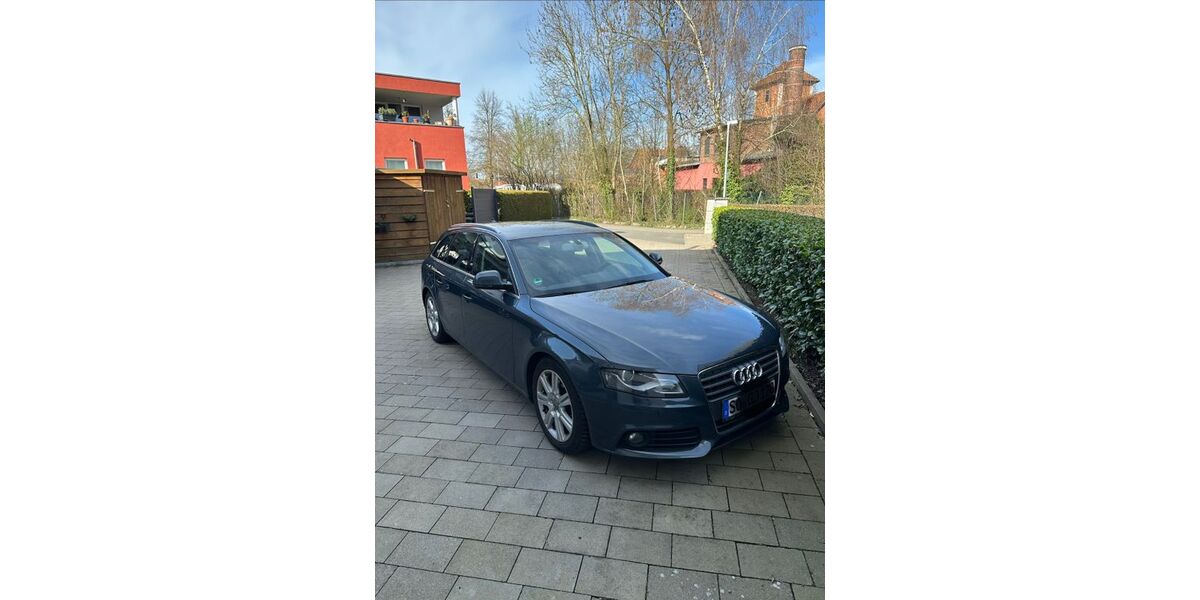 Audi A4 162.000 km 5.900 &euro; Soest 59494