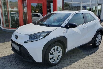 Toyota Aygo (X) 19.720 km 14.890 &euro; Beckum 59269