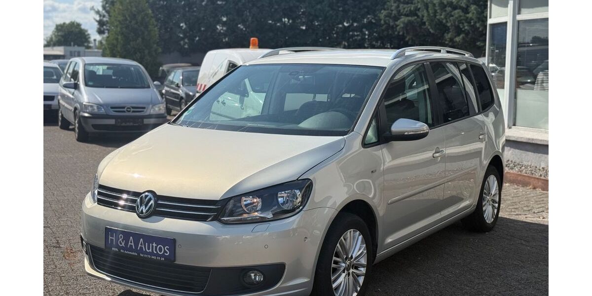 VW Touran 164.043 km 9.900 &euro; Werl 59457