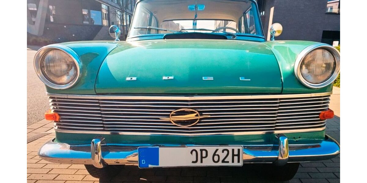 Opel Rekord 134.000 km 10.500 &euro; Bönen 59199