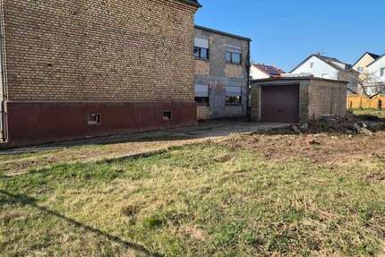Grundstück zu verkaufen in Rüsselsheim-Haßloch 450.000 € 804 m²