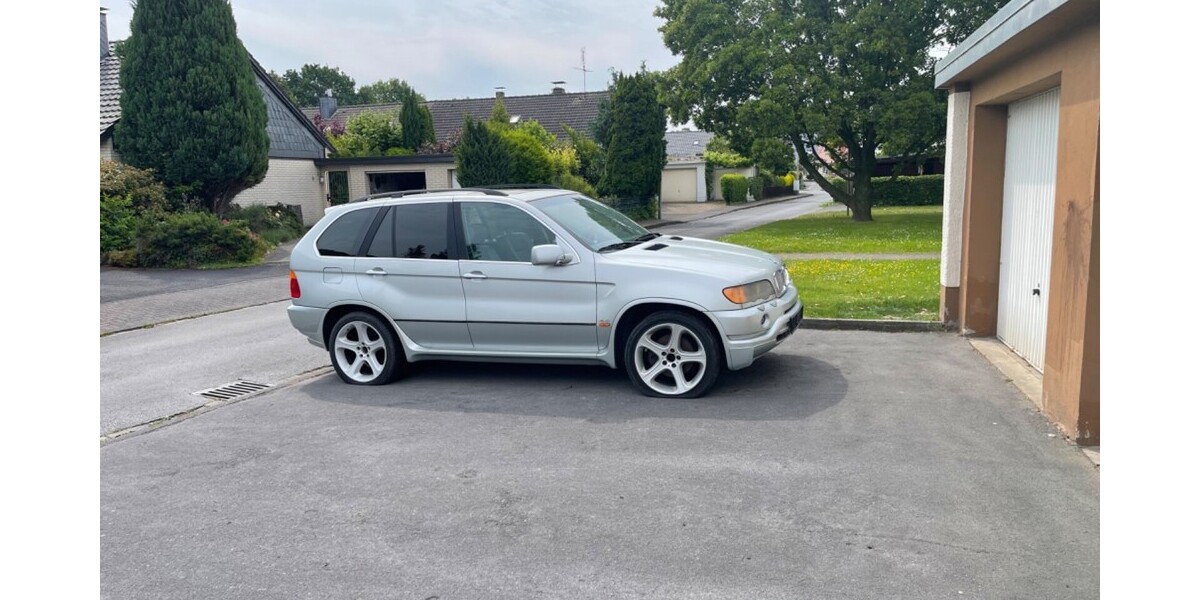 BMW X5 180.000 km 4.350 &euro; Bad Sassendorf 59505