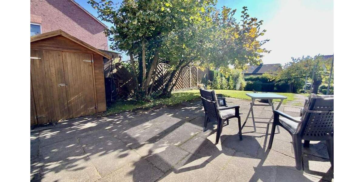 Werne-Nibelungenring: Ein- bis Zweifamilienhaus auf traumhaftem Grundstück in der Nähe des Dornbergs 6 zimmer