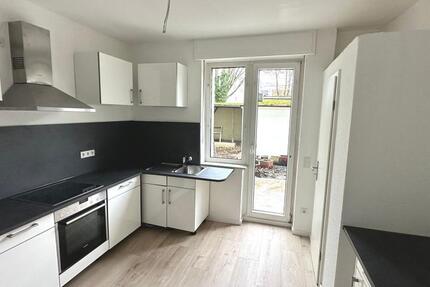 Renovierte 4-Zimmer Wohnung mit Einbauküche! 4 zimmer