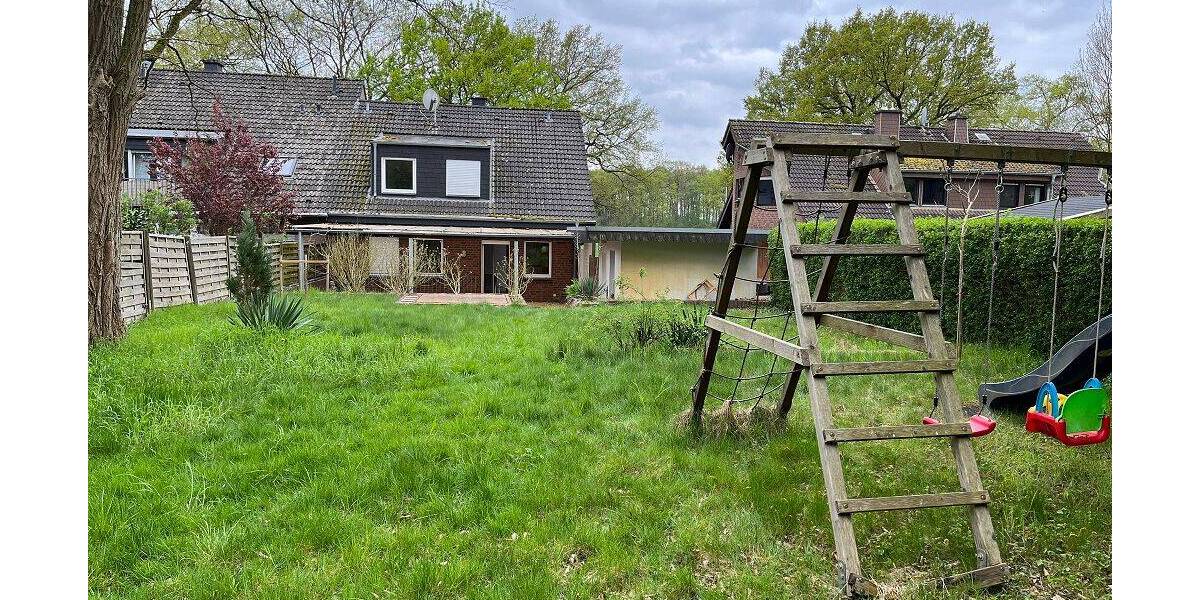 gepflegte Doppelhaushälfte mit großer Terrasse und schönem Garten - perfekt für eine größere Familie 7 zimmer