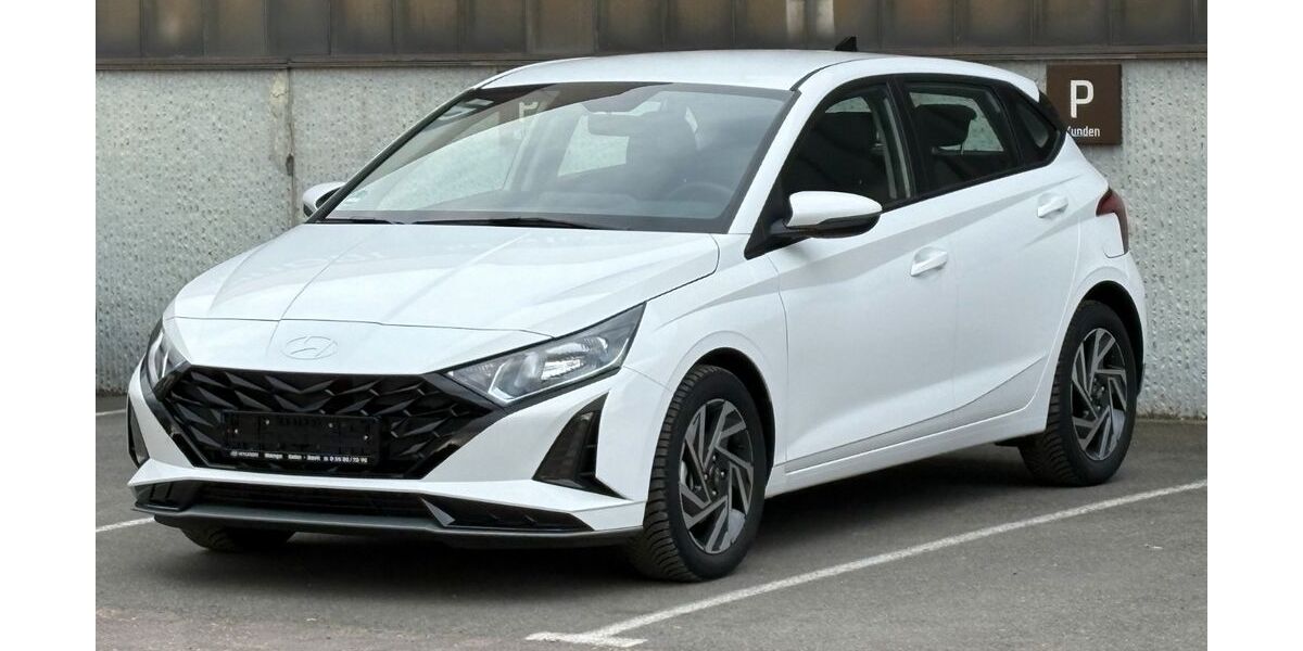 Hyundai i20 2.890 km 22.490 &euro; Selm-Bork 59379