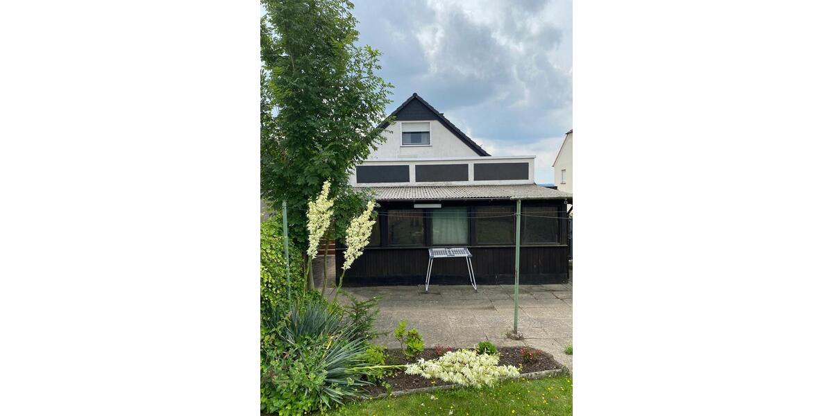 Einfamilienhaus Ense - 8 Zimmer, 208 m&sup2;, 285.000&euro; | Angebot:27226494