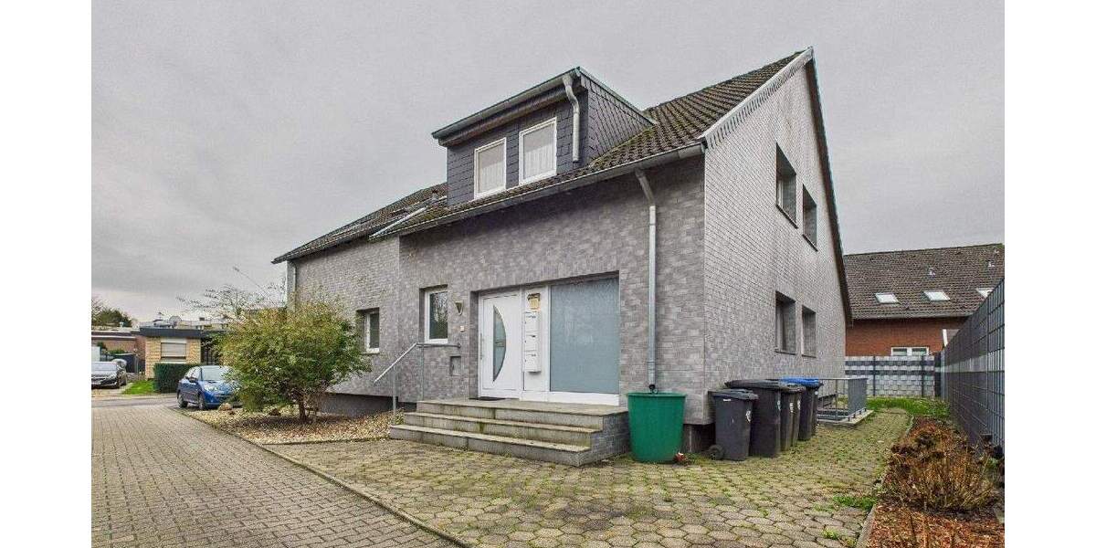 Familienfreundlich und flexibel: Zweifamilienhaus mit wohnraumähnlicher Kellereinheit 8 zimmer