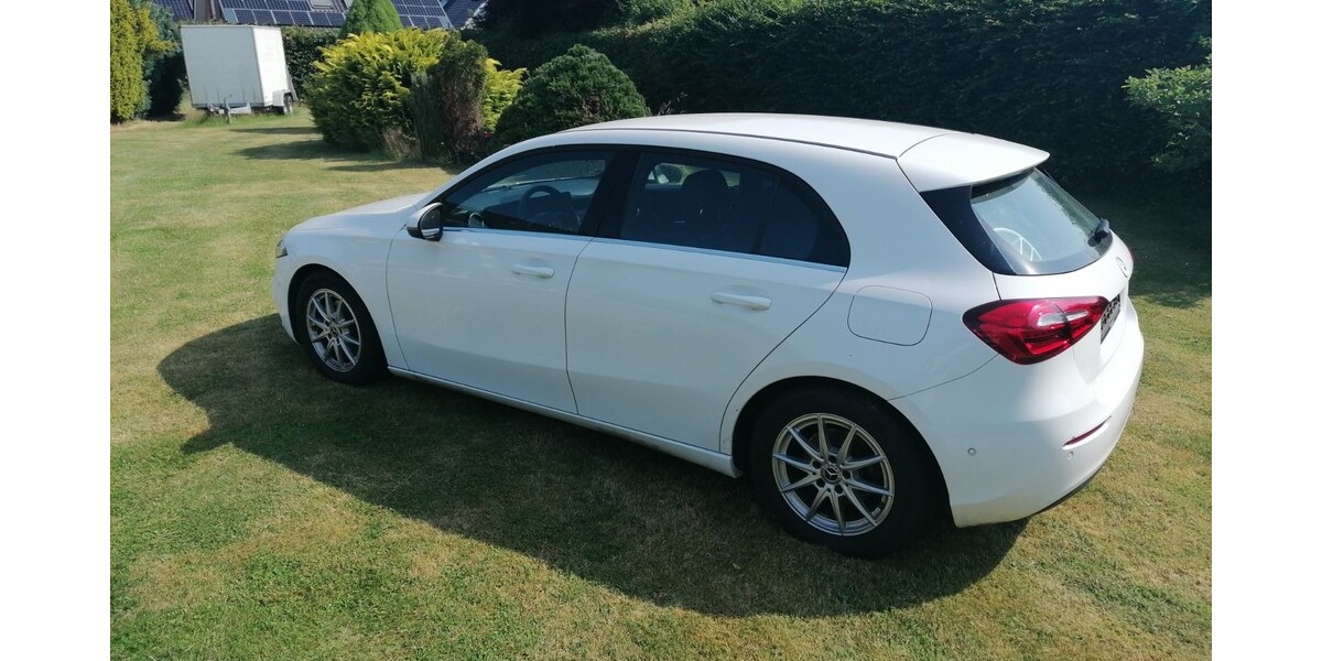 Mercedes-Benz A 180 118.096 km 14.999 € Sendenhorst 48324