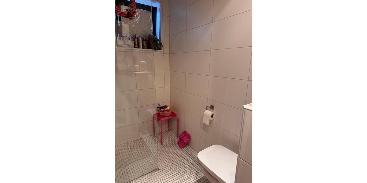 Reihenhaus Dortmund Brackel - 4.5 Zimmer, 100 m&sup2;, 330.000&euro; | Angebot:26145616
