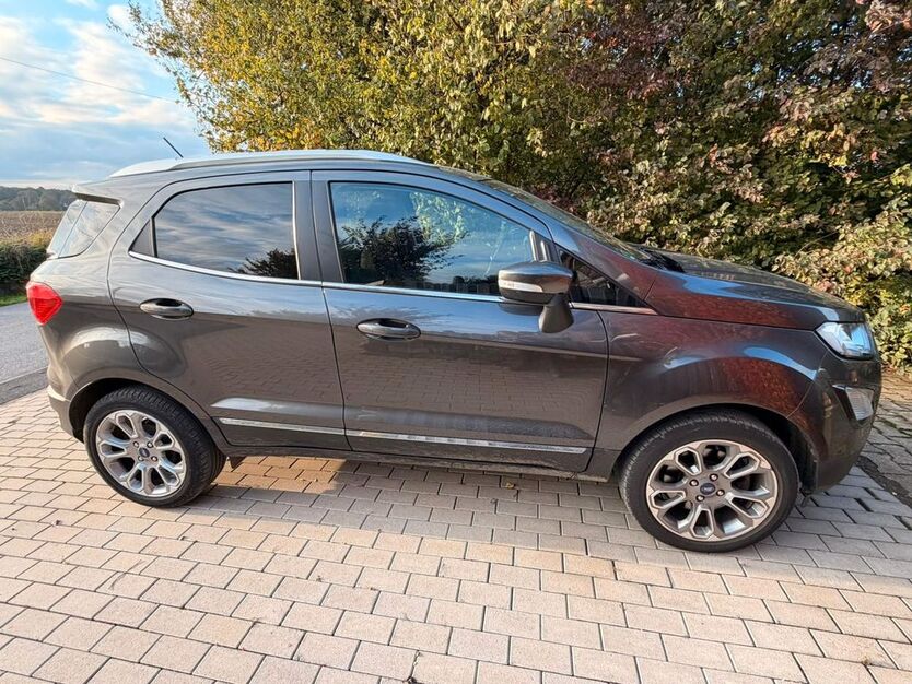 Ford EcoSport 79.300 km 12.000 € Unna 59427
