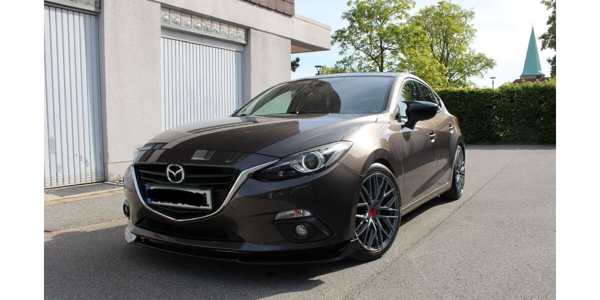Mazda 3 124.000 km 12.890 &euro; Hamm 59069