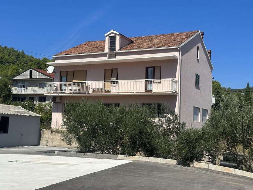 Haus zum Kaufen in Vela Luka 350.000 € 310 m²