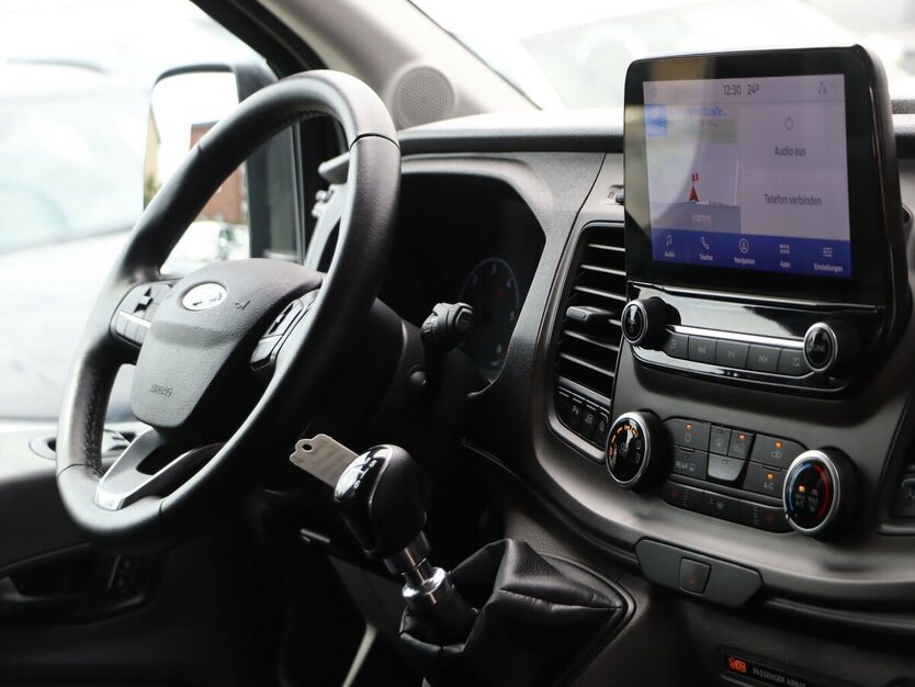 Ford Transit 350 L3H2 / 8-SITZER / NAVI+KAMERA 49.000 km 33.444 € Hamm 59077