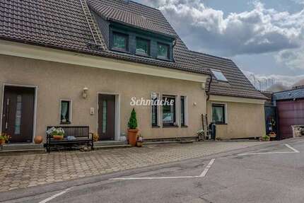 Haus zum Kaufen in Iserlohn 598.000 € 330 m² 13 zimmer