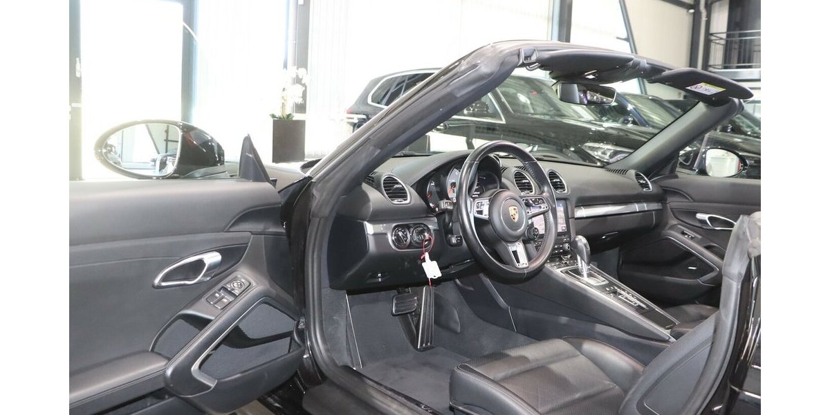 Porsche Boxster 718 S SPORT-CHRONO-PLUS / BOSE / 20-ZOLL 55.000 km 59.911 € Hamm 59077